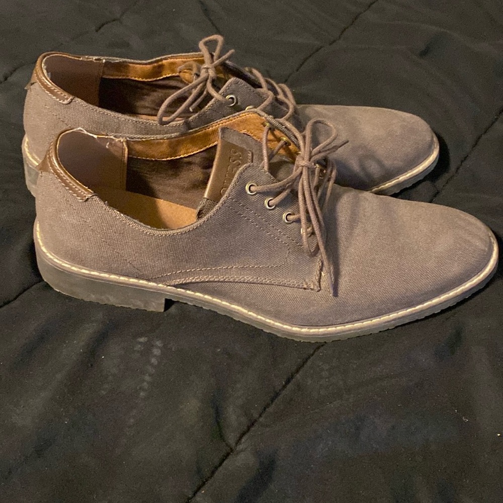 Guess brown dress shoes